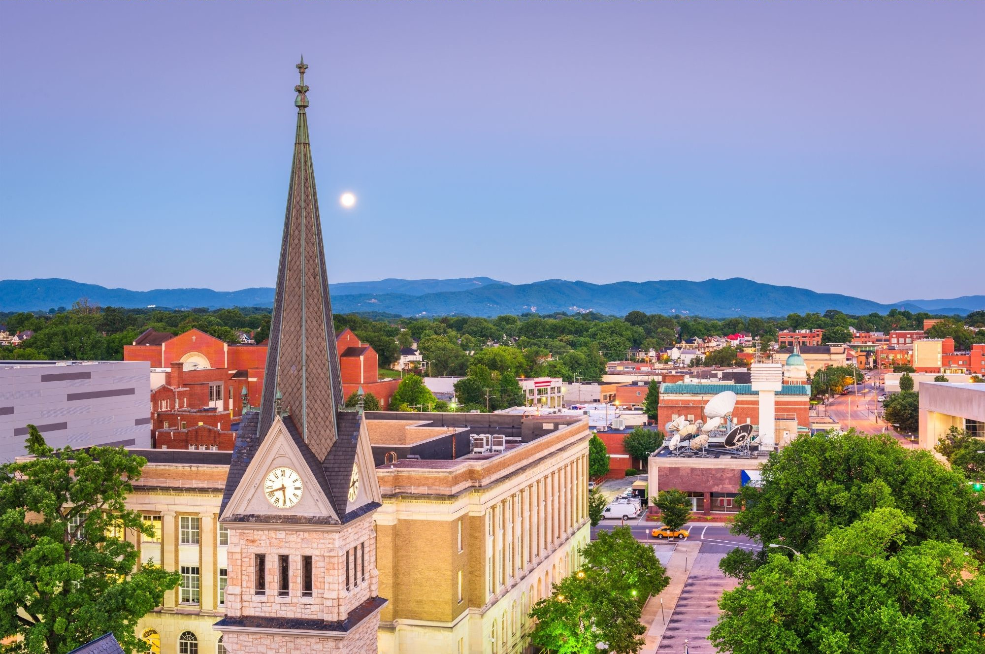 Downtown Roanoke hotel location