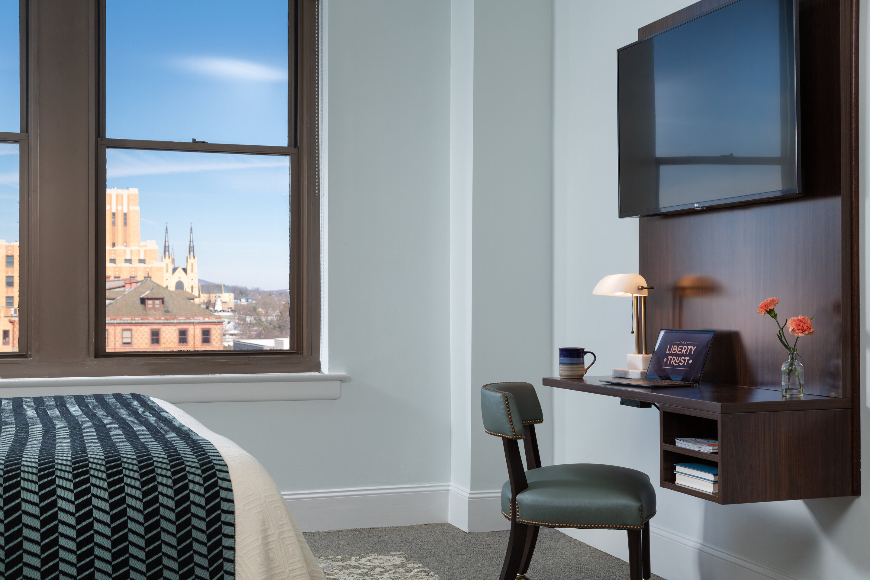 Guest Room Details - Roanoke Hotel Rooms