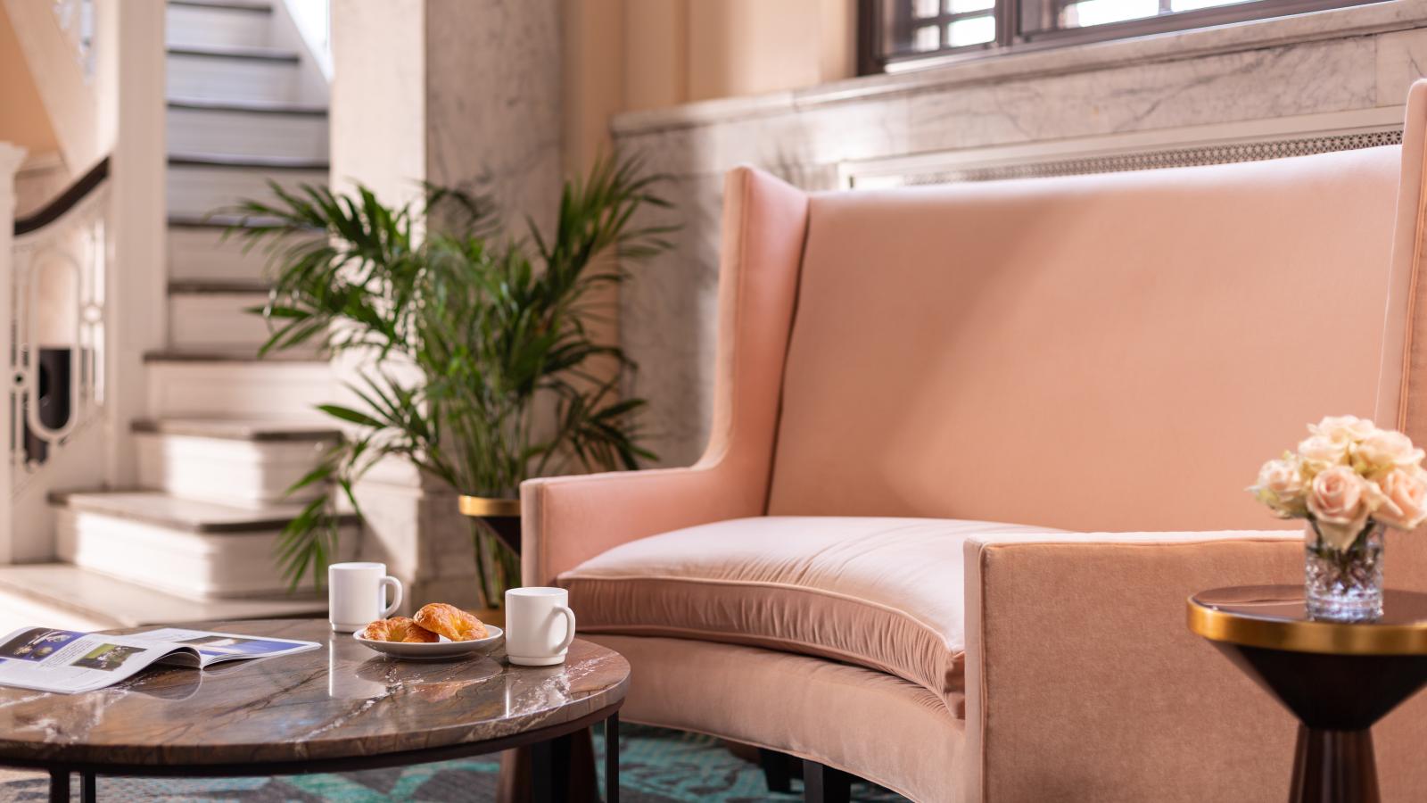 Lobby Sofa and Breakfast - Roanoke Event Venue